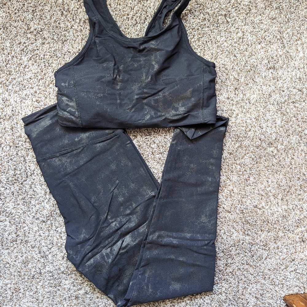 Mono B Sheen set - size Large